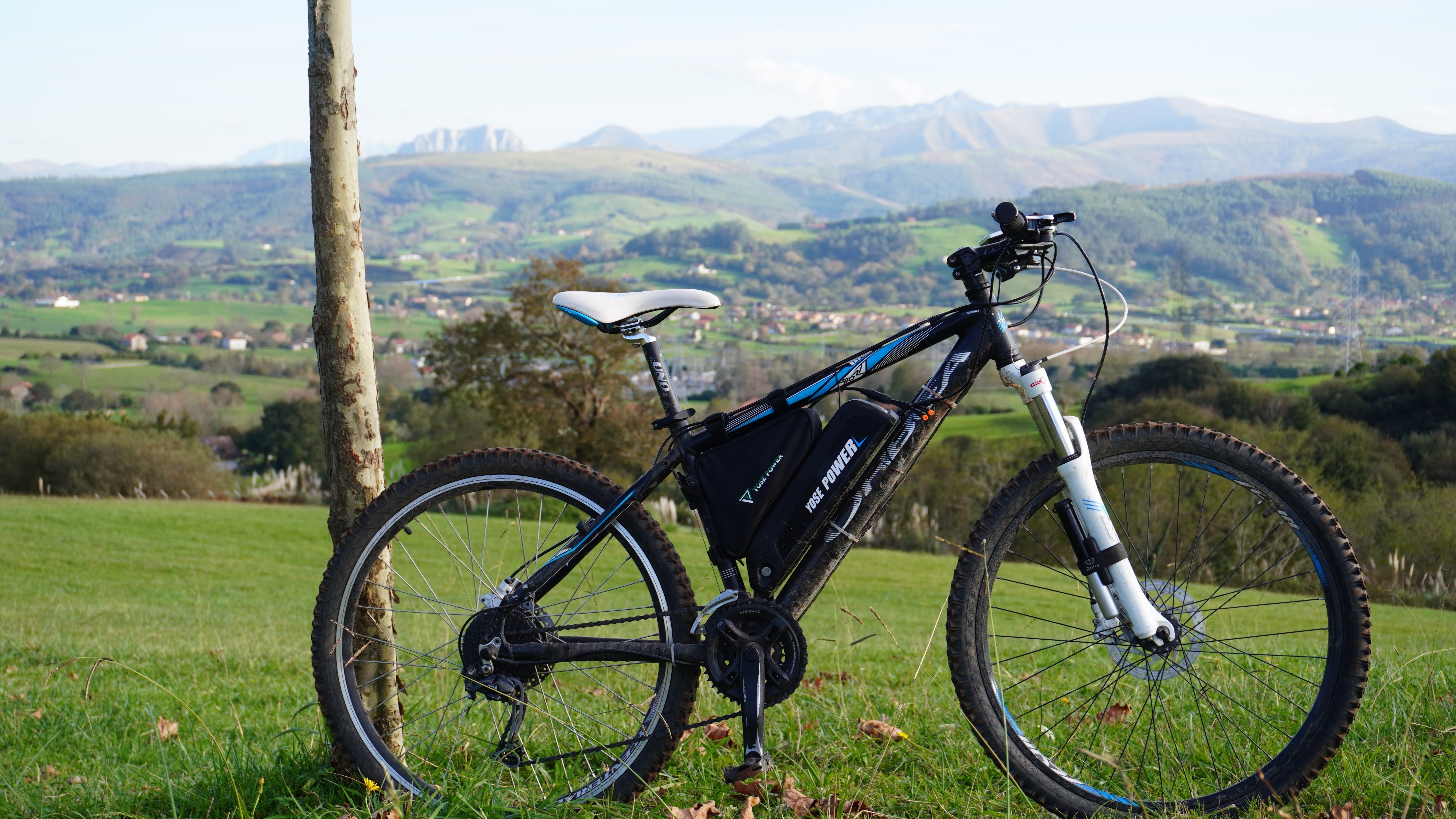 Maintenance Guide for E-Bike Batteries: Extending Life and Improving Performance