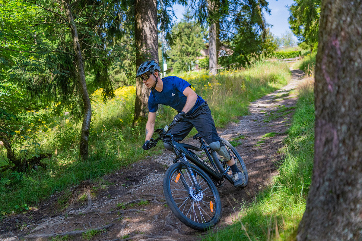 How to Reduce Knee Injuries While Cycling？